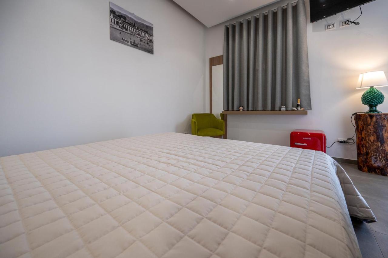 Villa Carmiano Luxury Bedrooms In Avola In The Province Of Syracuse With Spa And Swimming Pool And Wonderful Seaview Exteriör bild