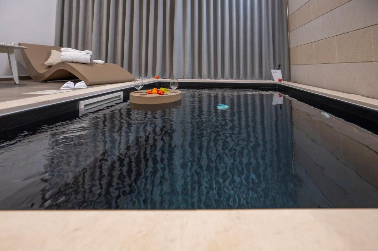 Villa Carmiano Luxury Bedrooms In Avola In The Province Of Syracuse With Spa And Swimming Pool And Wonderful Seaview Exteriör bild