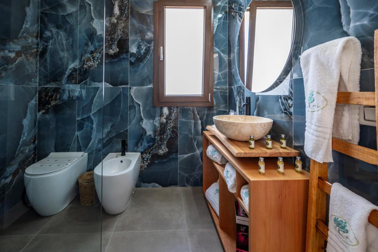 Villa Carmiano Luxury Bedrooms In Avola In The Province Of Syracuse With Spa And Swimming Pool And Wonderful Seaview Exteriör bild