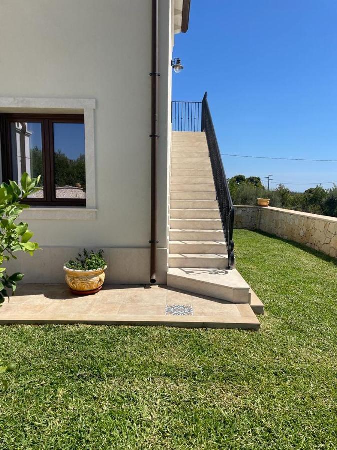 Villa Carmiano Luxury Bedrooms In Avola In The Province Of Syracuse With Spa And Swimming Pool And Wonderful Seaview Exteriör bild